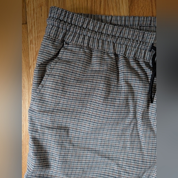 Men's Gray Checkered Pants - Picture 2 of 4